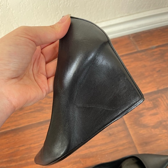 Balenciaga Black Leather Knife Wedge Pointed Toe Pumps EU Size 35 - Picture 9 of 10